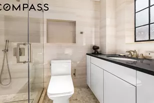 324 E 41st St, New York City, NY 10017 - Photo 14