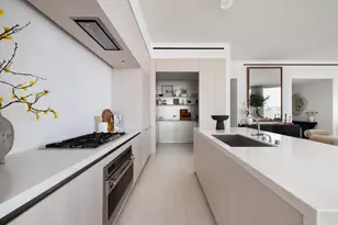 160 Leroy St, New York City, NY 10014 - Photo 4