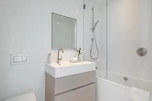 160 Leroy St, New York City, NY 10014 - Photo 16