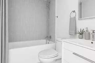 101 S 4th St, New York City, NY 11249 - Photo 8