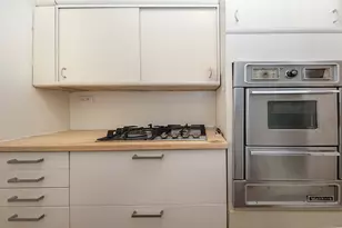 25 E 69th St, New York, NY 10021 - Photo 10