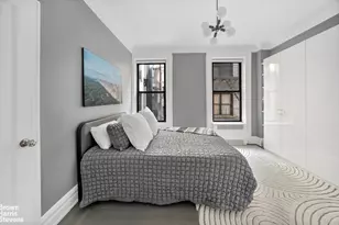 205 W 54th St, New York, NY 10019 - Photo 6