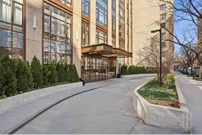 215 E 19th Street #2B, New York, NY 10003 - Photo 16