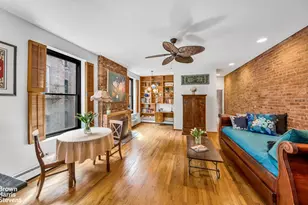202 W 92nd St, New York City, NY 10025 - Photo 2