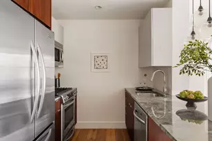 110 Warren St, New York City, NY 11201 - Photo 4