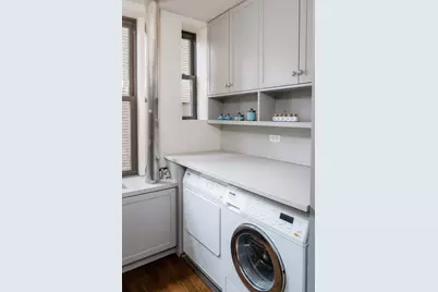 60 Gramercy Park N #17B, New York City, NY 10010 - Photo 8