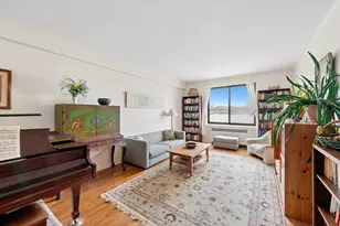 15900 Riverside Dr W, New York City, NY 10037 - Photo 4