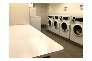 211 E 51st St, New York City, NY 10022 - Photo 10