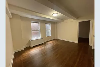 309 W 57th Street #609, New York, NY 10019 - Photo 2