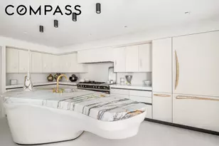 18 E 80th St, New York City, NY 10075 - Photo 10