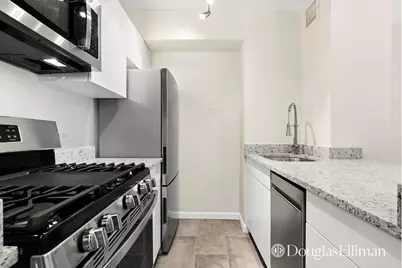 250 E 40th Street #3C, New York City, NY 10016 - Photo 4