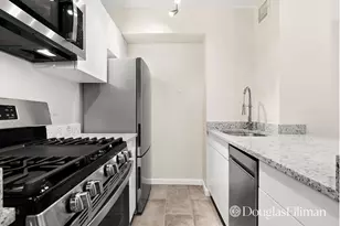 250 E 40th St, New York City, NY 10016 - Photo 4