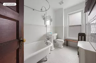 3020 Bainbridge Ave, New York City, NY 10458 - Photo 16