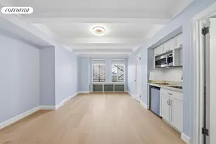 320 E 42nd St, New York City, NY 10017 - Photo 2