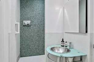 652 Broadway, New York City, NY 10012 - Photo 12