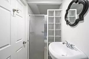 148-07 61st Rd, New York City, NY 11367 - Photo 18