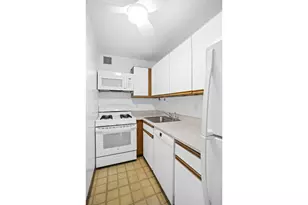 153 E 87th St, New York City, NY 10128 - Photo 6