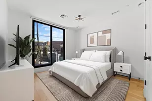 20 Hausman St, New York City, NY 11222 - Photo 8