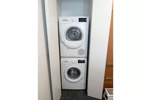 100 W 58th St, New York City, NY 10019 - Photo 8