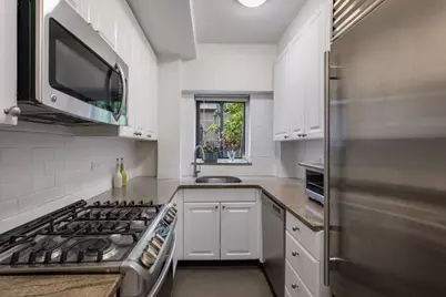 30 E 37th Street #11C, New York City, NY 10016 - Photo 6
