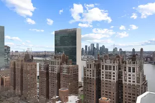 300 E 40th St, New York City, NY 10016 - Photo 14