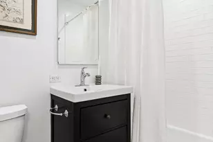 207 E 21st St, New York City, NY 10010 - Photo 12