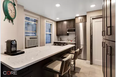 321 E 43rd Street #109, New York City, NY 10017 - Photo 2