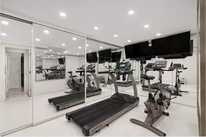 67 Bedford Street, New York City, NY 10014 - Photo 20