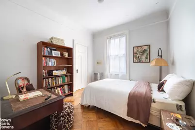 171 W 71st Street #8D, New York City, NY 10023 - Photo 4