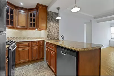 240 E 55th Street #6F, New York City, NY 10022 - Photo 4