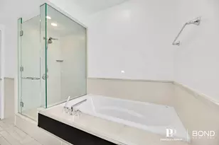 207 E 57th St, New York City, NY 10022 - Photo 12