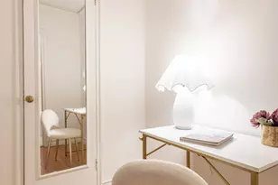 303 E 37th St, New York City, NY 10016 - Photo 6