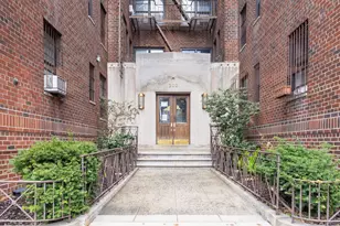 303 E 37th St, New York City, NY 10016 - Photo 10