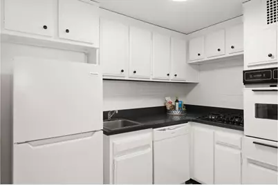 16 W 16th Street #14GS, New York, NY 10011 - Photo 4