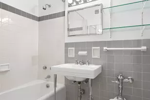 230 E 79th St, New York City, NY 10075 - Photo 6