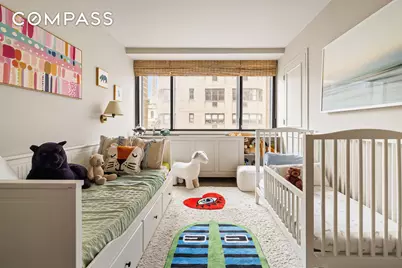 131 E 81st Street #9, New York, NY 10028 - Photo 6