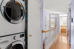 231 E 110th St, New York City, NY 10029 - Photo 4