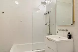 318 2nd Ave, New York City, NY 10003 - Photo 8
