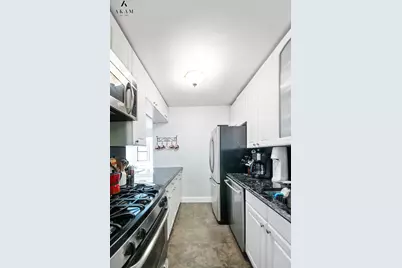 220 E 54th Street #12-H, New York City, NY 10022 - Photo 4
