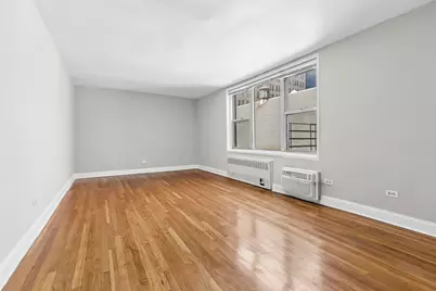 408 W 34th Street #6A, New York City, NY 10001 - Photo 2
