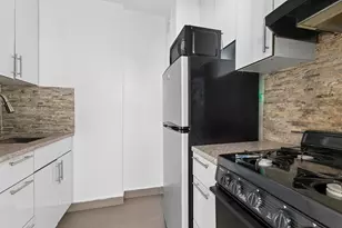 408 W 34th St., New York City, NY 10001 - Photo 4