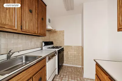 200 E 24th Street #503, New York, NY 10010 - Photo 4