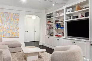 325 E 79th St, New York City, NY 10075 - Photo 6