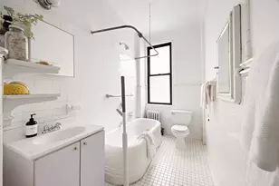 255 W 84th St, New York, NY 10024 - Photo 8