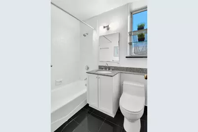 55 E 93rd Street #4E, New York, NY 10128 - Photo 4