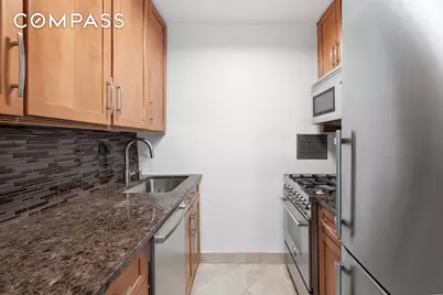 167 E 67th Street #14B, New York, NY 10065 - Photo 4