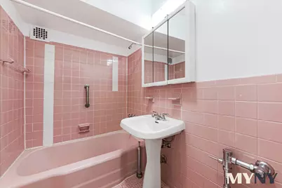 5235 Post Road #3H, New York City, NY 10471 - Photo 6