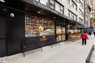310 E 46th St, New York City, NY 10017 - Photo 8