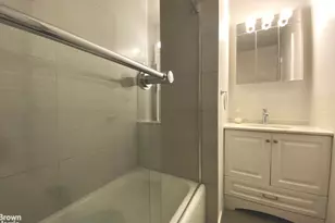 310 E 46th St, New York City, NY 10017 - Photo 6