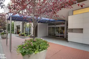 310 E 46th St, New York City, NY 10017 - Photo 26